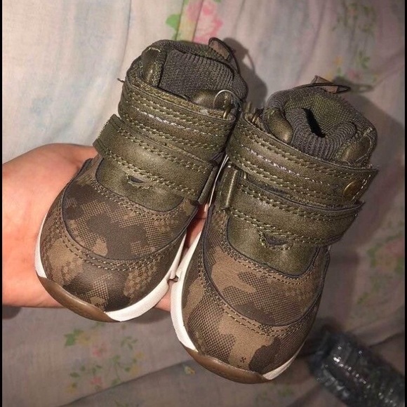 Baby boy shoes size 3/4 - Picture 3 of 4